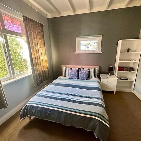 Rs Two-Bedroom Apartment Palmerston North Eksteriør billede